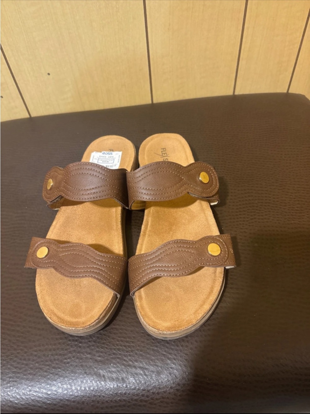 Women sandals
